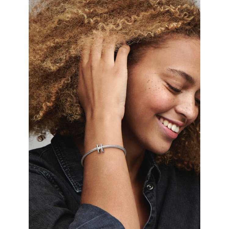 PANDORA MOMENTS Σύμβολο με το Γράμμα H