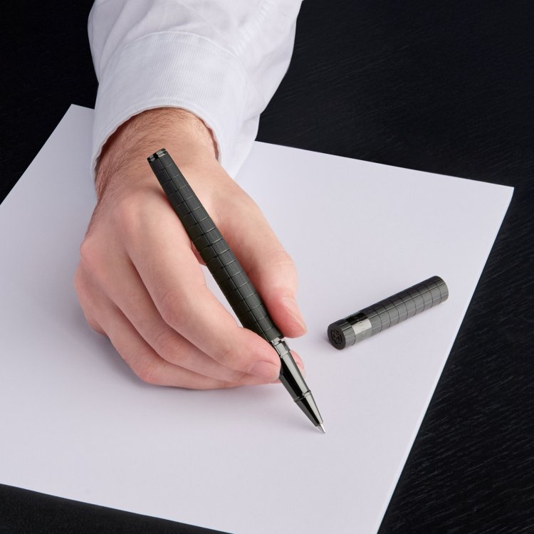 HUGO BOSS Loop Bauhaus Black Rollerball Pen