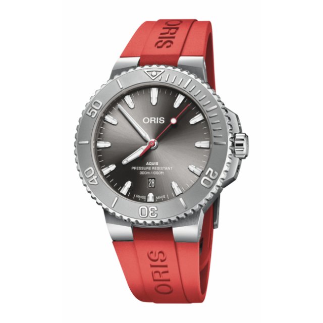 ORIS AQUIS DATE RELIEF Automatic Red Rubber Strap
