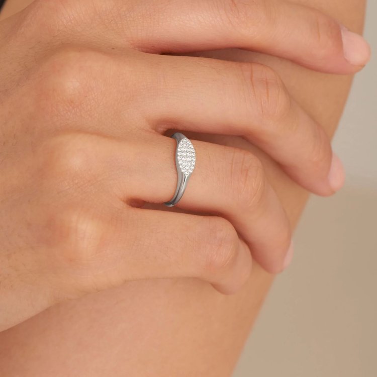 ANIA HAIE Silver Glam Adjustable Signet Ring