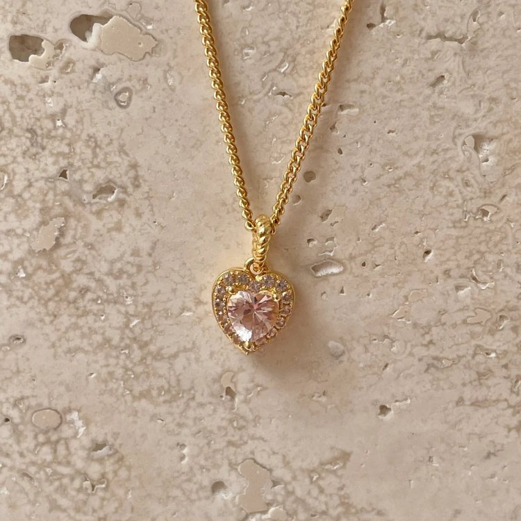 24KAE Collier with Heartshaped Pendant 