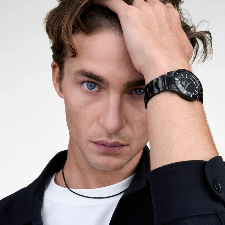 DANIEL WELLINGTON Iconic Paradigma Link Black Stainless Steel Bracelet