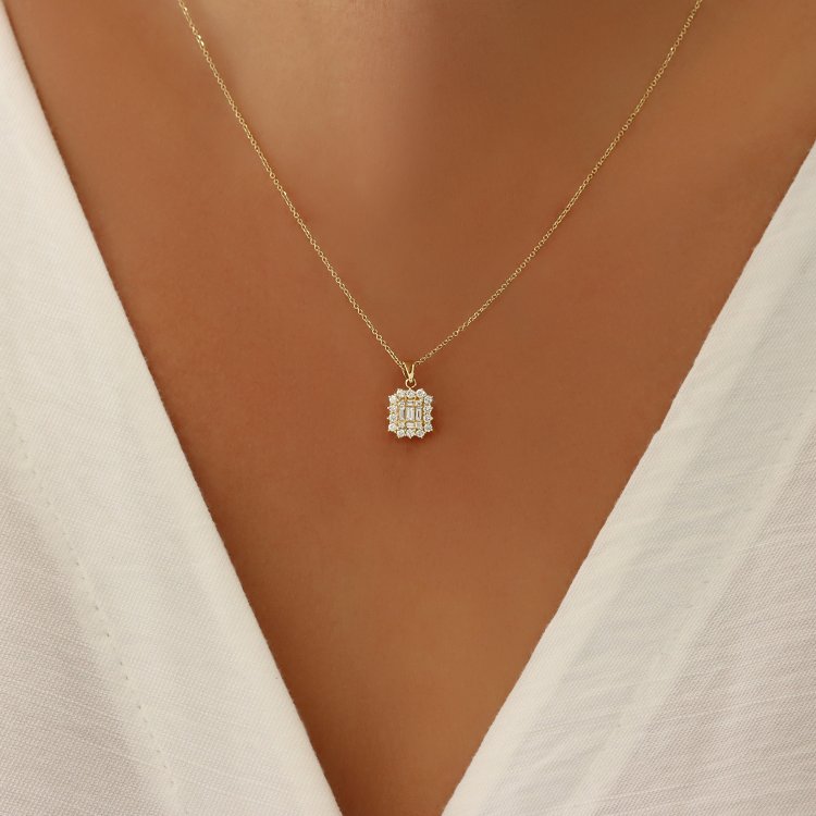 DIAMOND JOOLS Kολιέ Ροζέτα σε Κίτρινο Χρυσό 18Κ με Διαμάντια