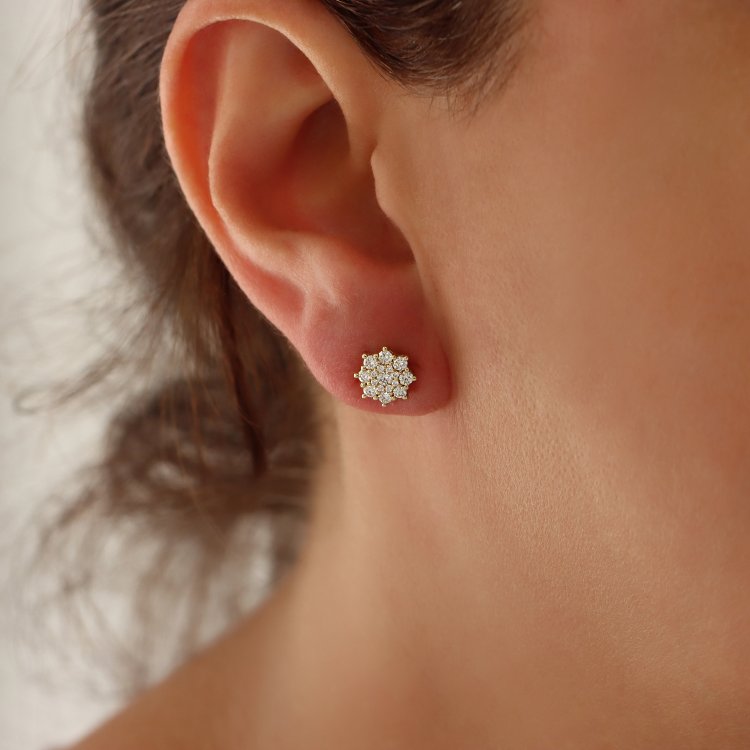 DIAMOND JOOLS Σκουλαρίκια Ροζέτες σε Κίτρινο Χρυσό 18Κ με Διαμάντια