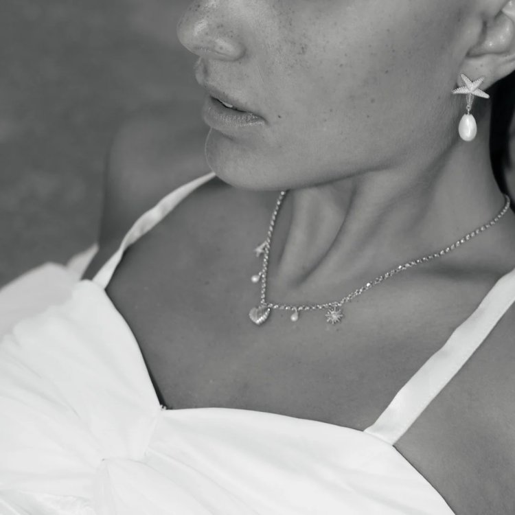 24KAE Necklace with Pendants and Pearls