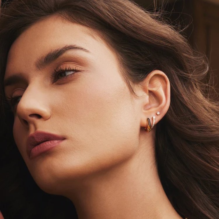 ANIA HAIE Gold Sparkling Pave Huggie Hoop Earrings