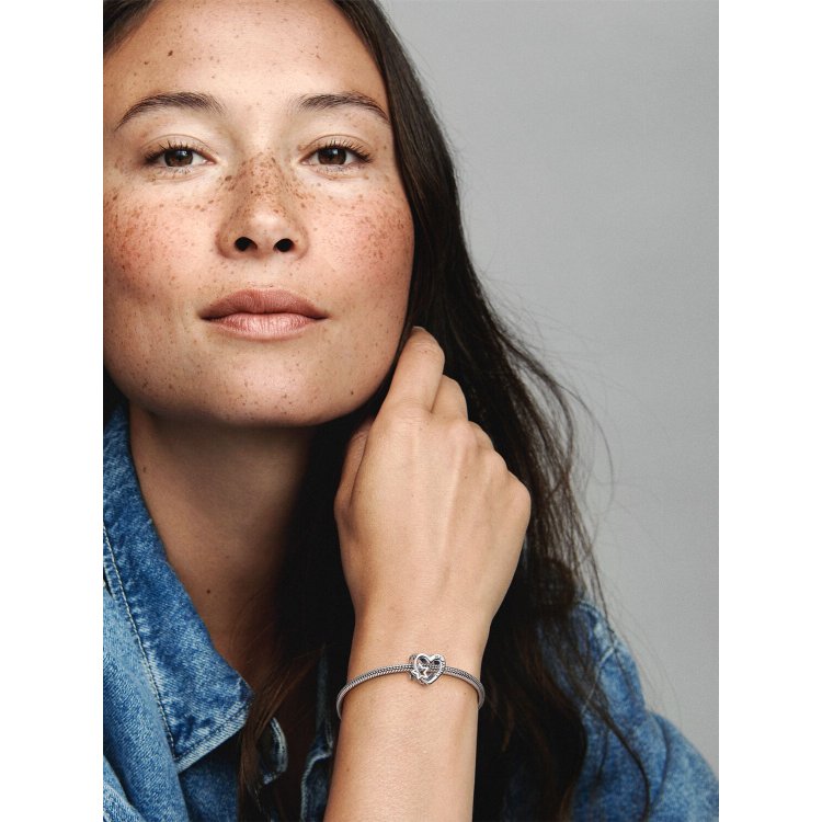 PANDORA MOMENTS Διάτρητο Σύμβολο Καρδιάς με Αστέρι και Μήνυμα My Family
