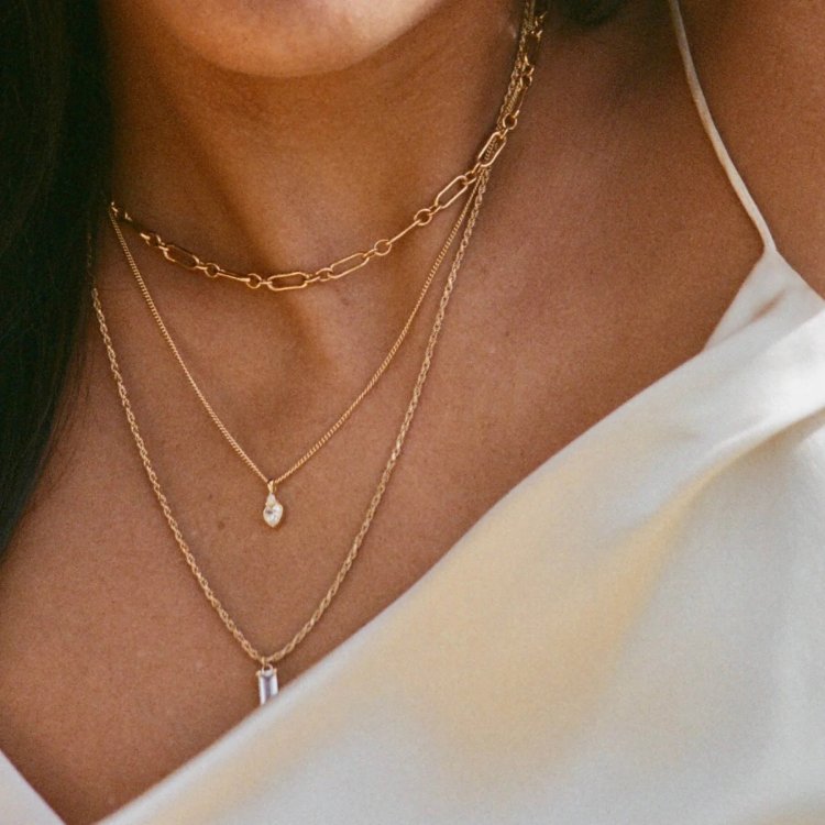 24KAE Necklace with Heart Shaped Pendant