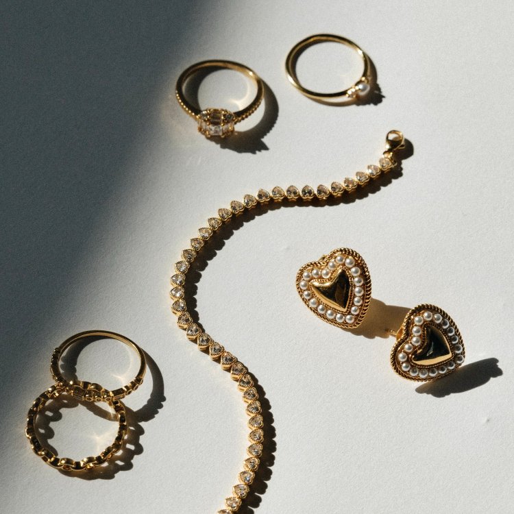 24KAE Statement Heart Earrings with Pearls