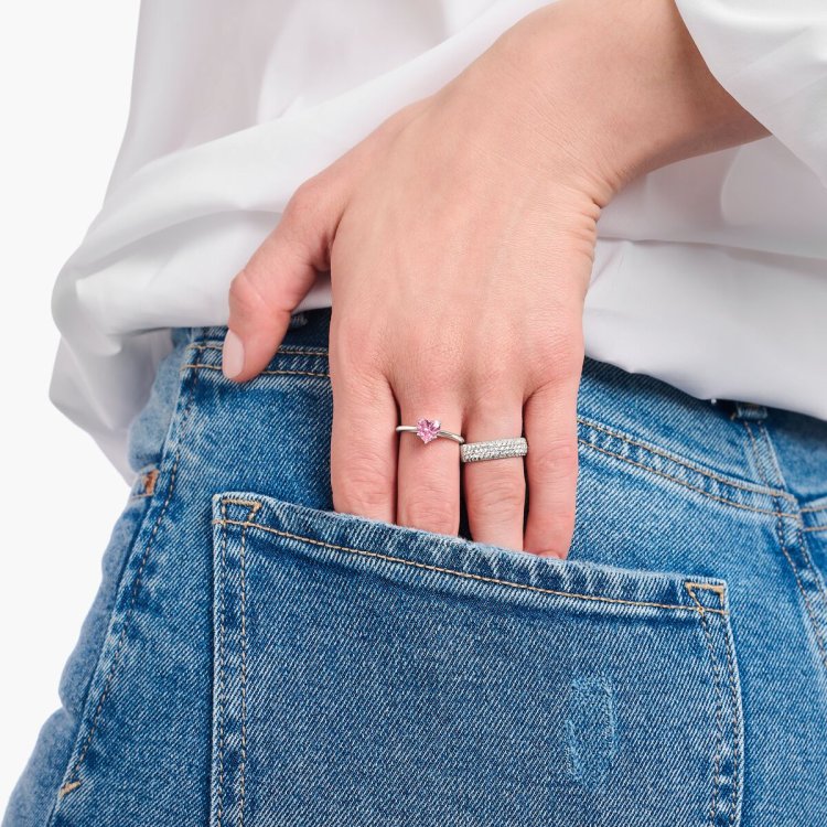 THOMAS SABO Silver Ring with Pink Heart-Shaped Zirconia