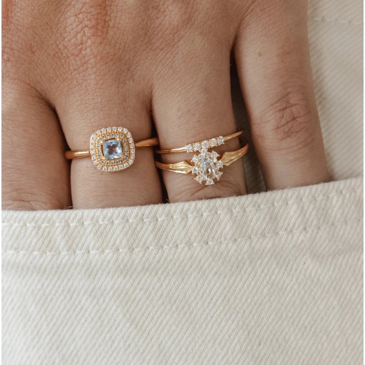 24KAE Vintage Look Ring with Colored Stones