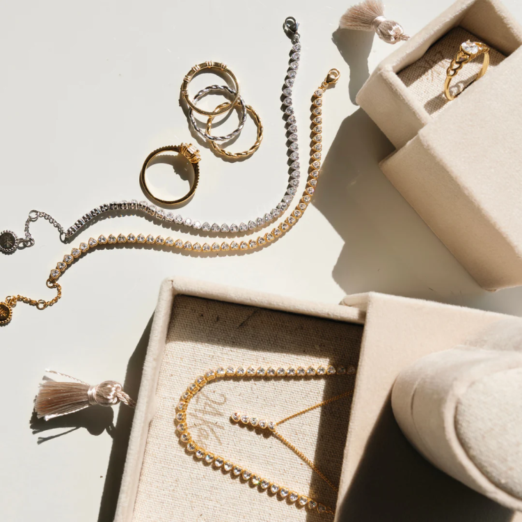 24KAE Little Love Necklace 