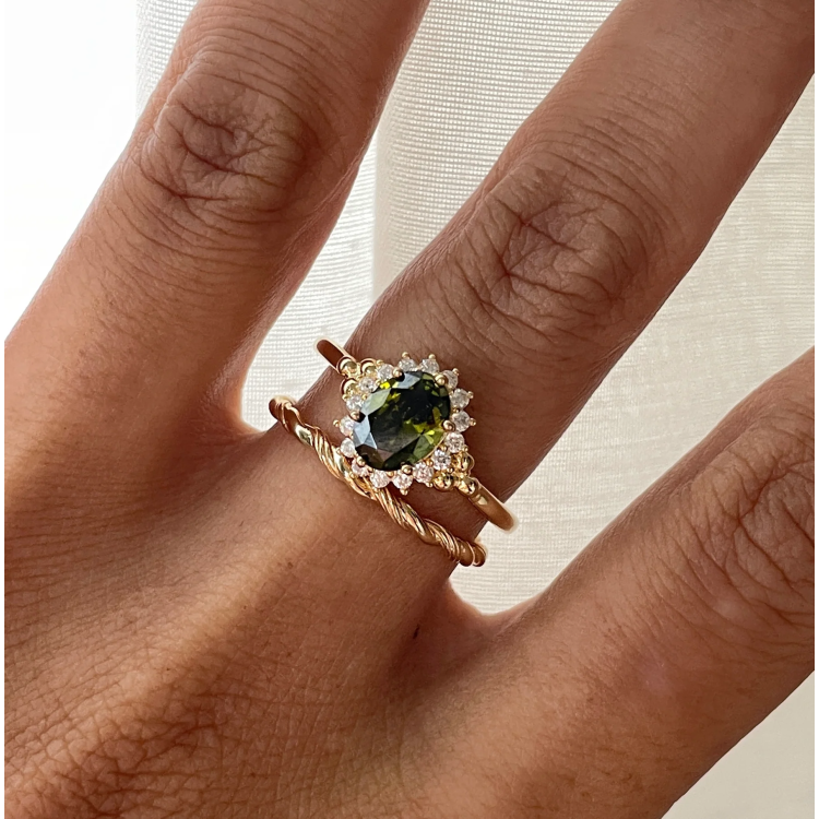 24KAE Mauve Ring with Zircon