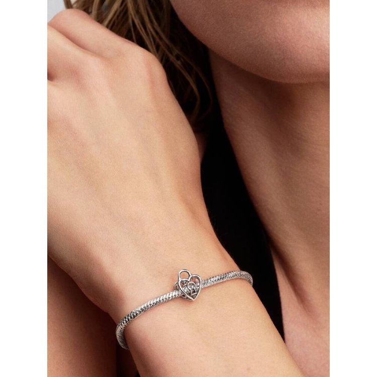 PANDORA MOMENTS Διάτρητο Σύμβολο Καρδιάς με Λουκέτο