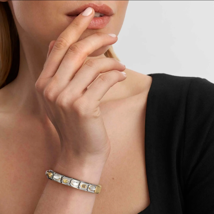 NOMINATION COMPOSABLE CLASSIC LINK RAISED HEART IN 18K GOLD