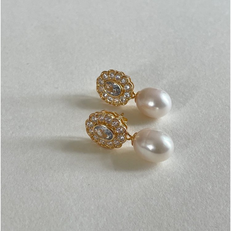 24KAE Earring with Colored Stones and Sweetwater Pearl