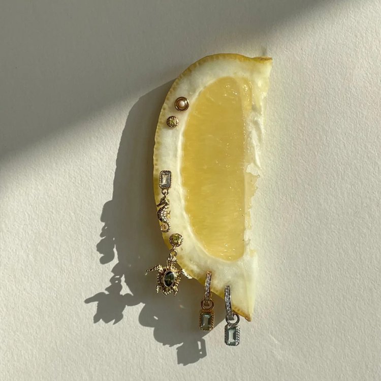 24KAE Earrings Earstud with Pink Stone