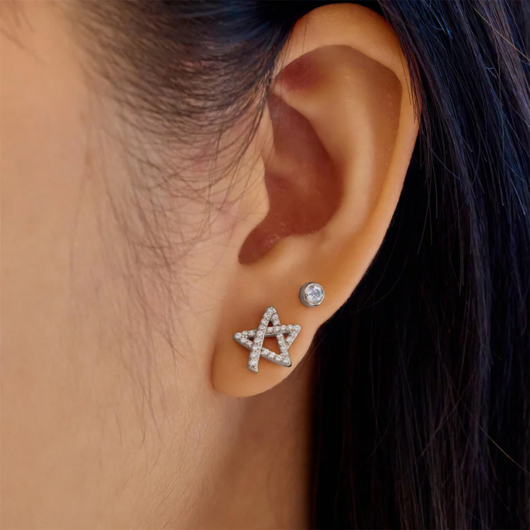 ANIA HAIE Silver Asymmetric Five-Point Star Stud Earrings
