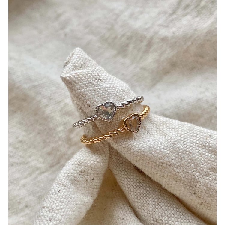 24KAE Ring with Heart Shaped Stone