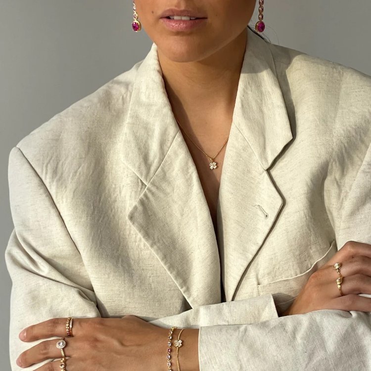 24KAE Necklace with Clover Pendant