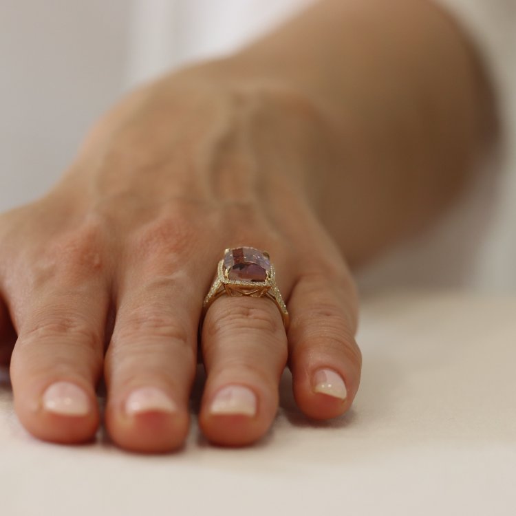 Δαχτυλίδι Ροζέτα σε Κίτρινο Χρυσό 18K με Αμετρίνη & Διαμάντια