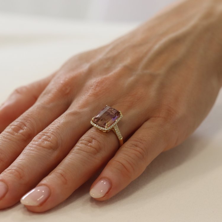 Δαχτυλίδι Ροζέτα σε Κίτρινο Χρυσό 18K με Αμετρίνη & Διαμάντια