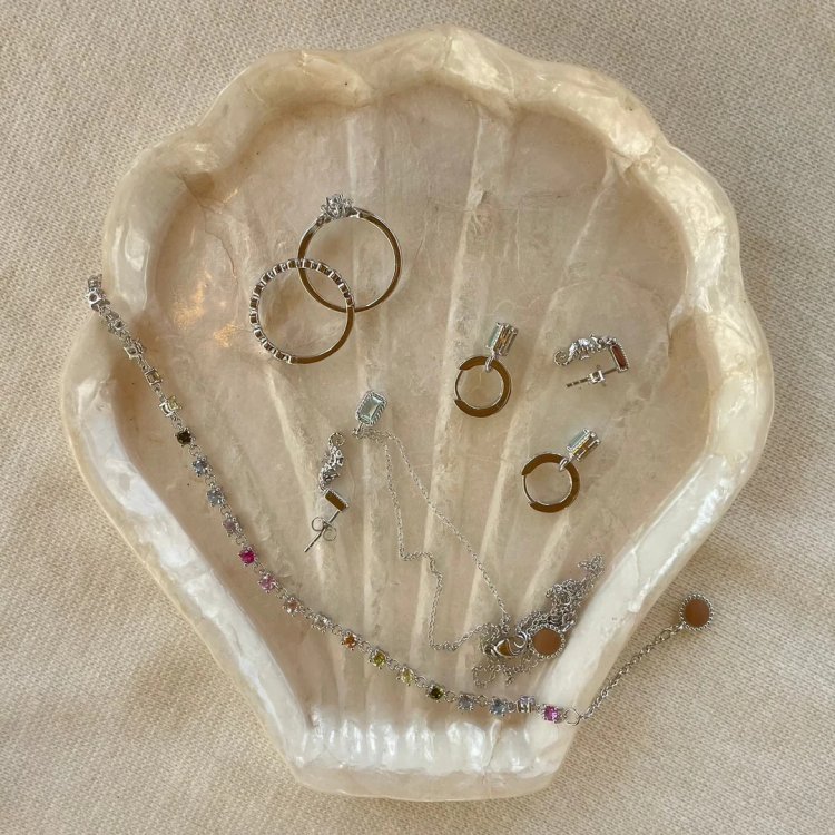 24KAE Necklace with Colored Stone