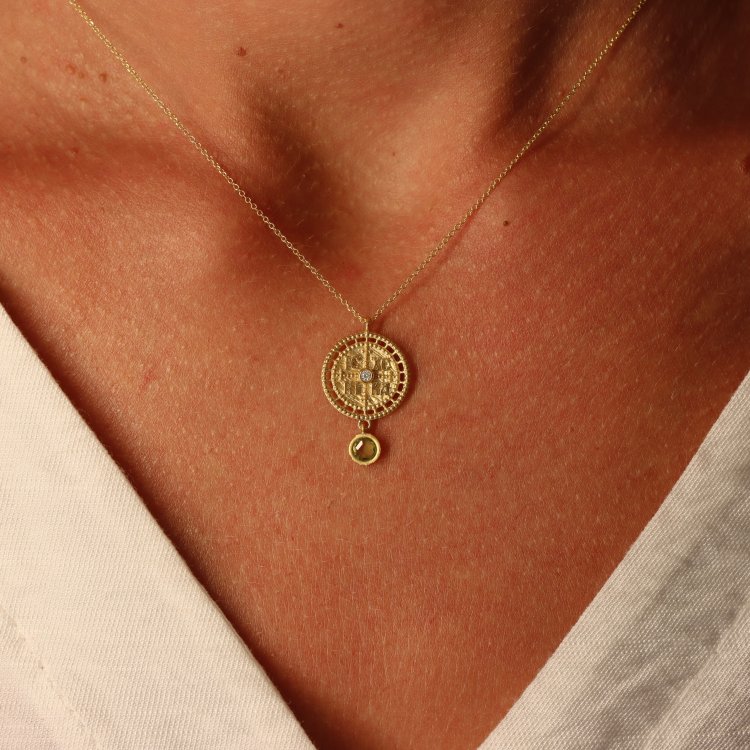 Necklace in Yellow Gold 14K with Christian Charm, Peridot & Zircon
