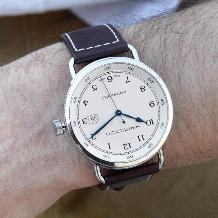 HAMILTON Khaki Navy Pioneer Auto Brown Leather Strap