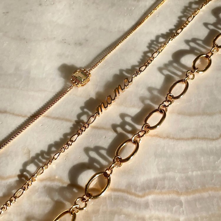 24KAE Bracelet with Vintage Look Pendant