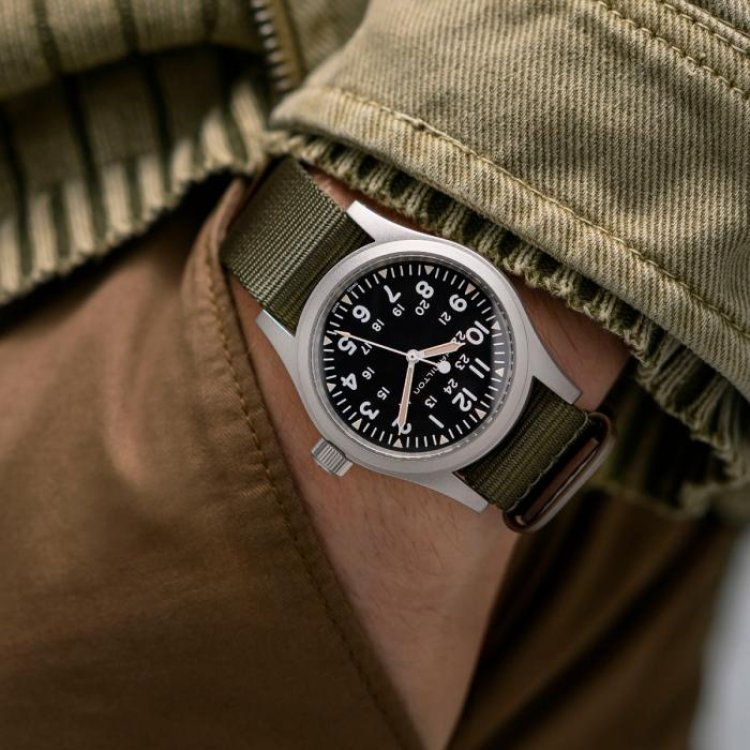 HAMILTON Khaki Field Mechanical 38mm Khaki Fabric Strap