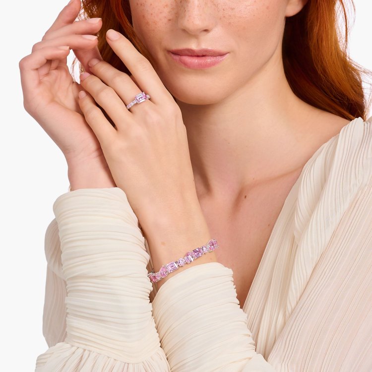 THOMAS SABO Silver Solitaire Ring with Pink Zirconia Stones